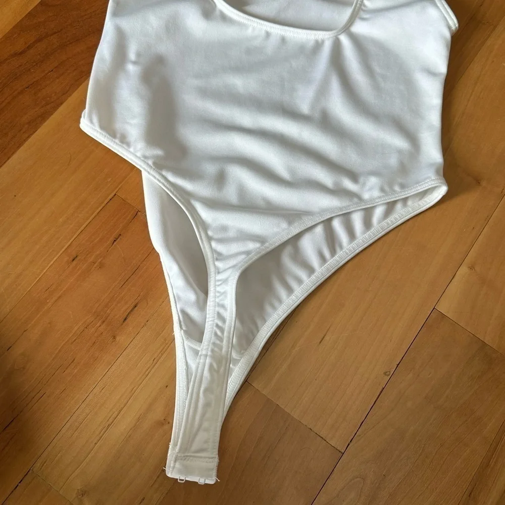 ow intimates nwt unworn